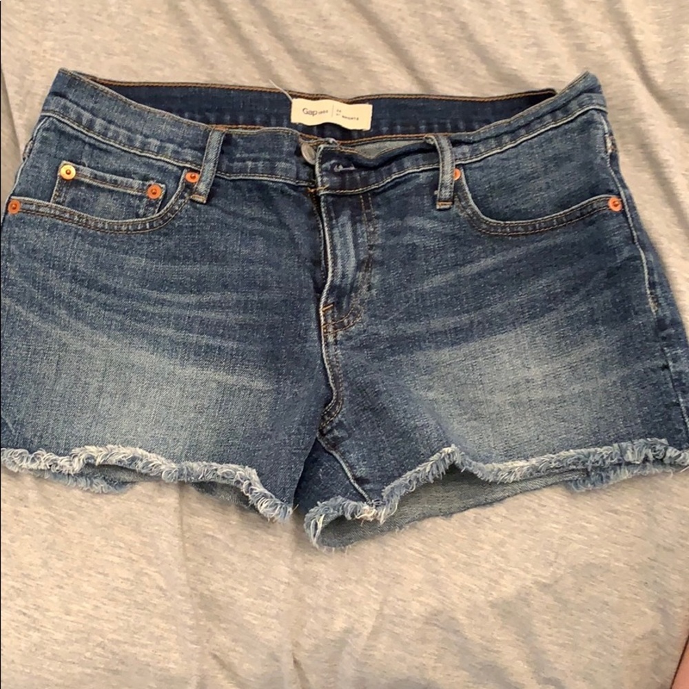 The Gap Jean Shorts size 6 W 28